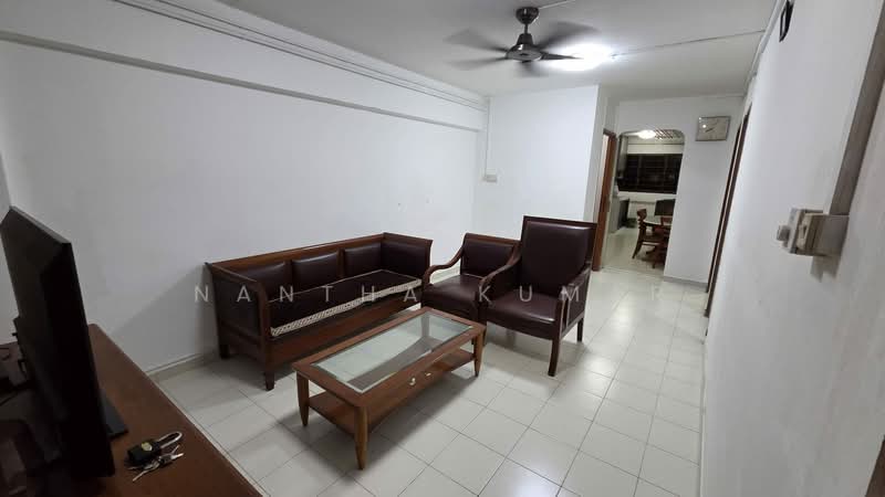 321 Yishun Central, 321 Yishun Central, 2 Bedrooms, 721 sqft, HDB Flat For Rent, by Nantha Kumar, 500160000 - Living Room - PropertyGuru.com.sg