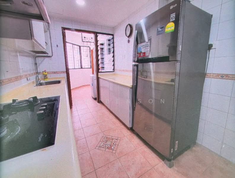 Eastvale, 41 Pasir Ris Drive 3, 3 Bedrooms, 1,195 sqft, Condominium For Rent, by Toh Benson, 500160002 - PropertyGuru.com.sg