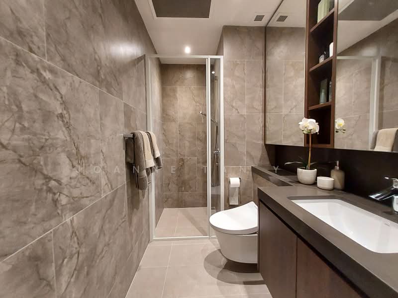 The Arcady At Boon Keng, 1037 Serangoon Road, 3 Bedrooms, 1,281 sqft, Apartment For Sale, by Joanne Tan Y L, 500160004 - Bathroom - PropertyGuru.com.sg