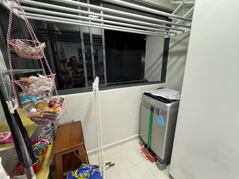 174A Sengkang East Drive, 174A Sengkang East Drive, Room Rental, 180 sqft, HDB Flat For Rent, by Eric Gan, 500160033 - Balcony - PropertyGuru.com.sg