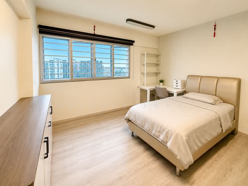 99 Bedok North Avenue 4, 99 Bedok North Avenue 4, 3 Bedrooms, 1,323 sqft, HDB Flat For Sale, by Abigail Tang, 500160047 - Bedroom - PropertyGuru.com.sg