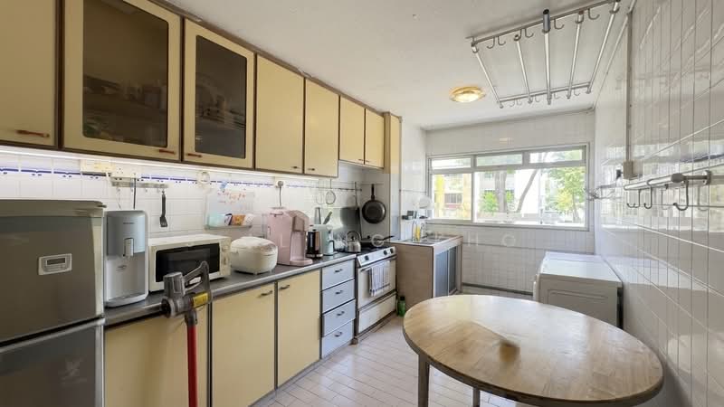 316 Ubi Avenue 1, 316 Ubi Avenue 1, 3 Bedrooms, 958 sqft, HDB Flat For Sale, by Jialing Kho, 500160048 - Kitchen - PropertyGuru.com.sg