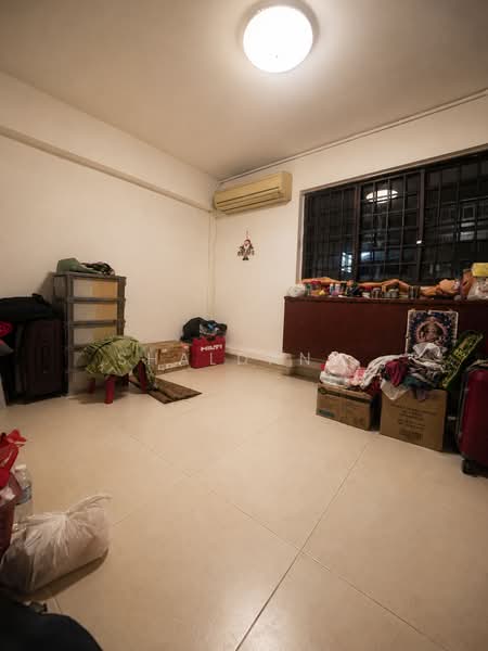 322 Jurong East Street 31, 322 Jurong East Street 31, 3 Bedrooms, 1,302 sqft, HDB Flat For Sale, by Shaldan ., 500160051 - Living Room - PropertyGuru.com.sg