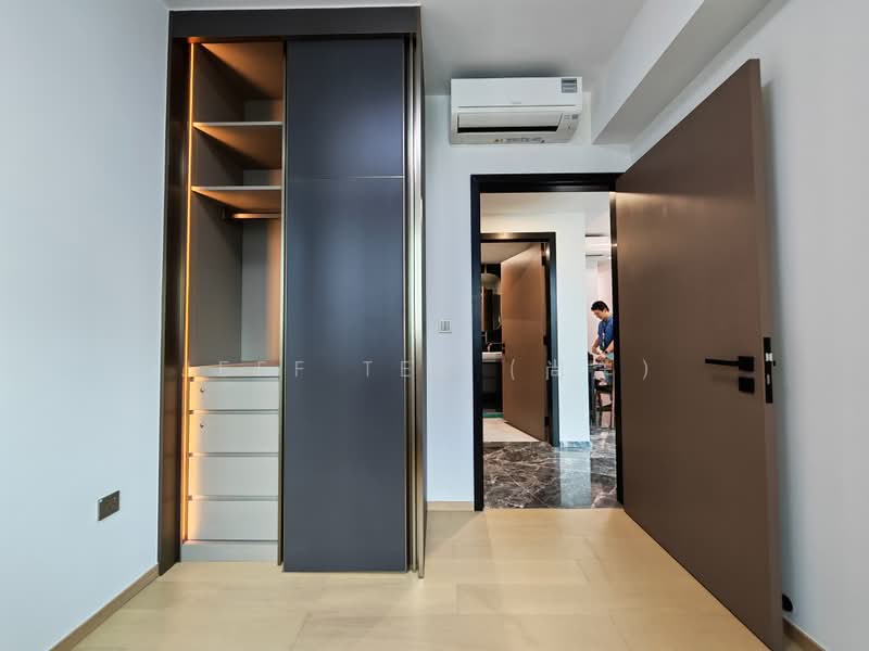 One Bernam, 1 Bernam Street, 2 Bedrooms, 732 sqft, Condominium For Rent, by Jeff Tee (尚洋）, 500160064 - 2nd Bedroom - PropertyGuru.com.sg