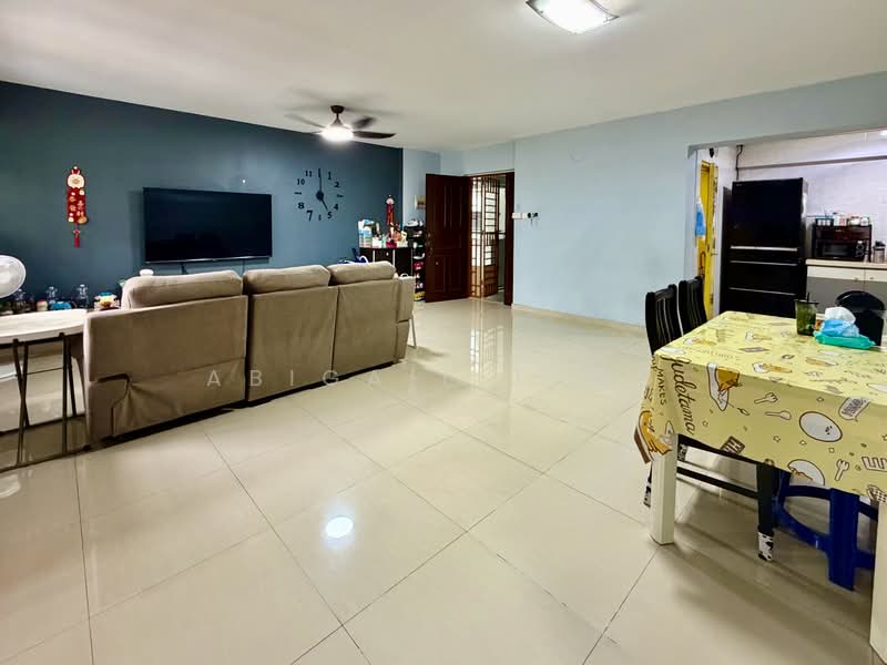 273A Jurong West Avenue 3, 273A Jurong West Avenue 3, 3 Bedrooms, 1,195 sqft, HDB Flat For Sale, by Abigail Tang, 500160076 - Living Room - PropertyGuru.com.sg