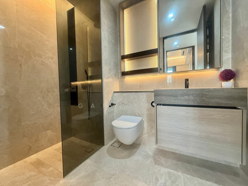 The Reef at King's Dock, 12 Harbourfront Avenue, 2 Bedrooms, 764 sqft, Condominium For Rent, by Gary Koh, 500160079 - Bathroom - PropertyGuru.com.sg