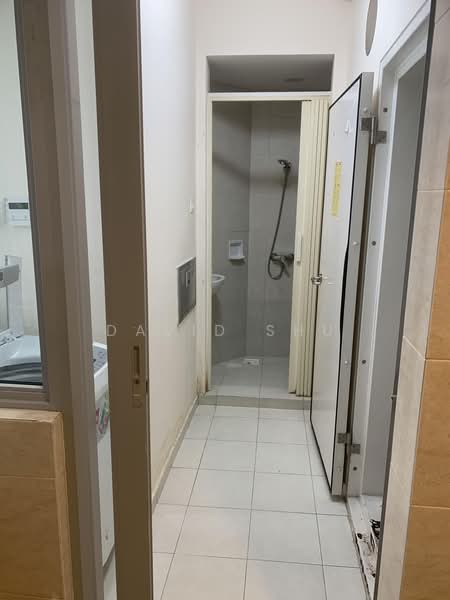 The Lakeshore, 31 Jurong West Street 41, Room Rental, 141 sqft, Condominium For Rent, by David Shu, 500160089 - Bathroom - PropertyGuru.com.sg