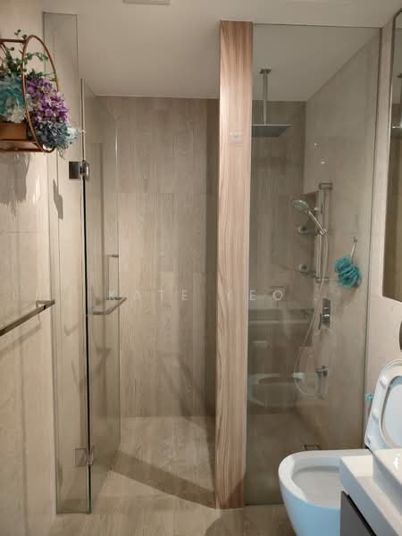 Marine Blue, 95 Marine Parade Road, 1 Bedroom, 732 sqft, Condominium For Rent, by Kate Yeo, 500160098 - Bathroom - PropertyGuru.com.sg