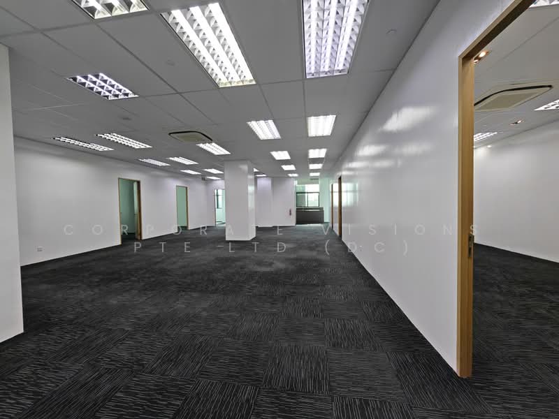 Fitted Office Near MRT, Pasir Panjang near Mapletree Business City, 3,073 sqft, Light Industrial (B1) For Rent, by DENNIS CHENG, 500160112 - Interior - CommercialGuru.com.sg
