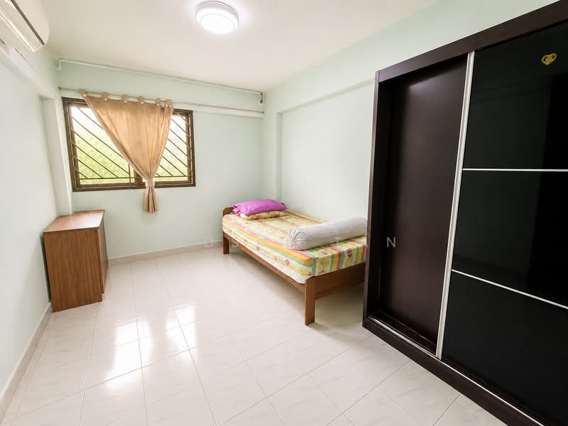 238 Yishun Ring Road, 238 Yishun Ring Road, 3 Bedrooms, 904 sqft, HDB Flat For Sale, by Zedson Tan, 500160117 - Bedroom - PropertyGuru.com.sg