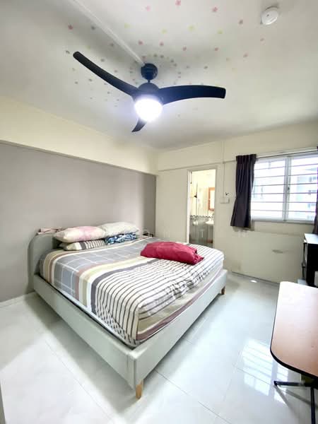 238 Yishun Ring Road, 238 Yishun Ring Road, 3 Bedrooms, 904 sqft, HDB Flat For Sale, by Zedson Tan, 500160117 - Bedroom - PropertyGuru.com.sg