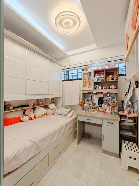 540 Choa Chu Kang Street 52, 540 Choa Chu Kang Street 52, 5 Bedrooms, 1,421 sqft, HDB Flat For Sale, by Clement Huang, 500160125 - Bedroom 3 - PropertyGuru.com.sg
