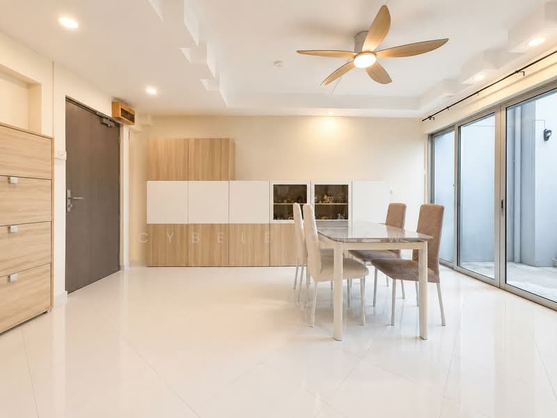 539 Hougang Street 52, 539 Hougang Street 52, 3 Bedrooms, 1,582 sqft, HDB Flat For Sale, by Cybele Chew, 500160126 - Dining Room - PropertyGuru.com.sg