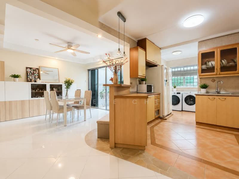 539 Hougang Street 52, 539 Hougang Street 52, 3 Bedrooms, 1,582 sqft, HDB Flat For Sale, by Cybele Chew, 500160126 - Dining Room - PropertyGuru.com.sg