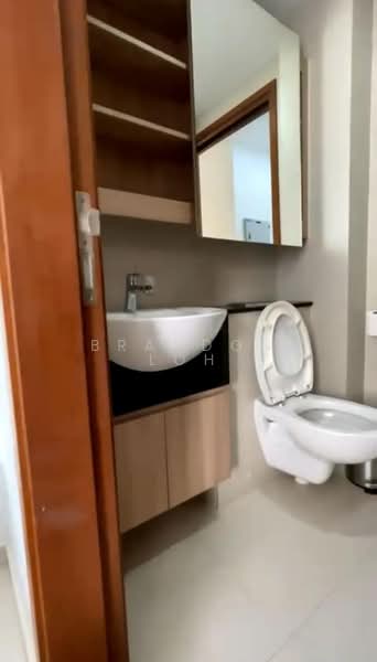 Ness, 38 Lorong 32 Geylang, 1 Bedroom, 500 sqft, Condominium For Rent, by Brandon Loh, 500160135 - Bathroom - PropertyGuru.com.sg