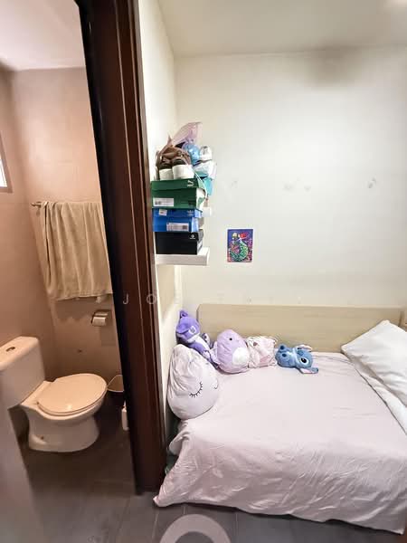 Jalan Remis, Jalan Remis, 4 Bedrooms, 3,800 sqft, Semi-Detached House For Rent, by Joe Tay, 500160146 - Helper room - PropertyGuru.com.sg