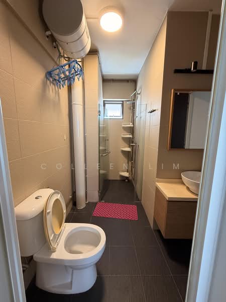 533 Hougang Avenue 6, 533 Hougang Avenue 6, 3 Bedrooms, 1,560 sqft, HDB Flat For Rent, by Colleen Lim, 500160153 - Bathroom - PropertyGuru.com.sg