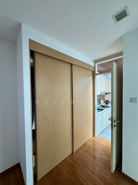 Lotus at Paya Lebar, 11 Paya Lebar Road, 3 Bedrooms, 2,476 sqft, Condominium For Rent, by Andrew Soh, 500160168 - Kitchen - PropertyGuru.com.sg