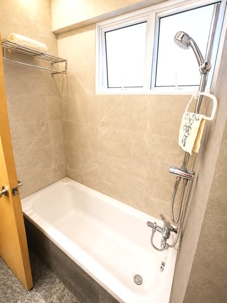 39 Telok Blangah Rise, 39 Telok Blangah Rise, 3 Bedrooms, 1,259 sqft, HDB Flat For Sale, by Chloe Chang, 500160173 - Bathroom - PropertyGuru.com.sg