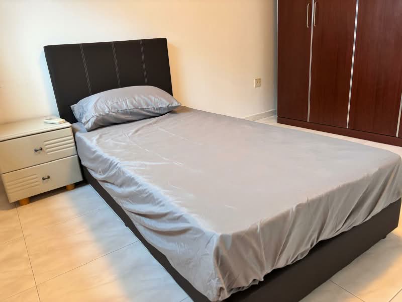 64 Teban Gardens Road, 64 Teban Gardens Road, Room Rental, 100 sqft, HDB Flat For Rent, by Andrew Yong, 500160175 - Bedroom - PropertyGuru.com.sg