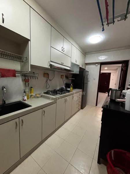 64 Teban Gardens Road, 64 Teban Gardens Road, Room Rental, 100 sqft, HDB Flat For Rent, by Andrew Yong, 500160175 - Kitchen - PropertyGuru.com.sg