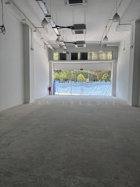 Interlocal Centre, 100G Pasir Panjang Road, 1,800 sqft, Light Industrial (B1) For Rent, by Fuan Freddie, 500160196 - Interior - CommercialGuru.com.sg