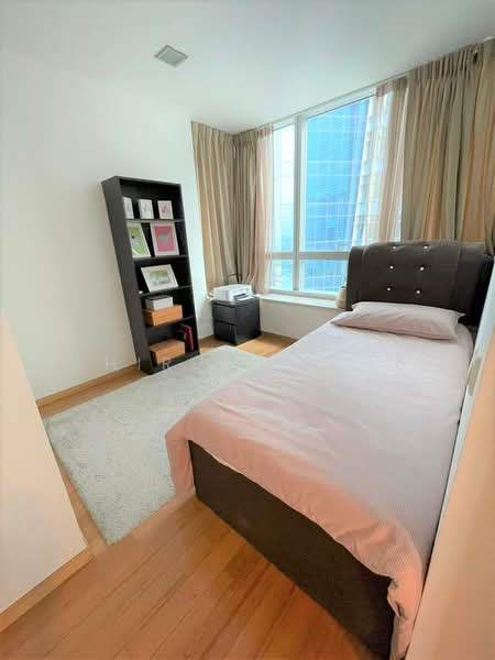 Marina Bay Residences, 18 Marina Boulevard, 2 Bedrooms, 1,055 sqft, Condominium For Rent, by Shirley Seng, 500160206 - Bedroom - PropertyGuru.com.sg