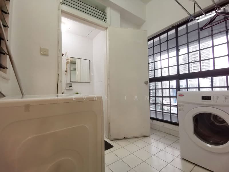 The Regalia, 2 River Valley Close, Room Rental, 200 sqft, Apartment For Rent, by Evan Tan, 500160212 - Bathroom - PropertyGuru.com.sg