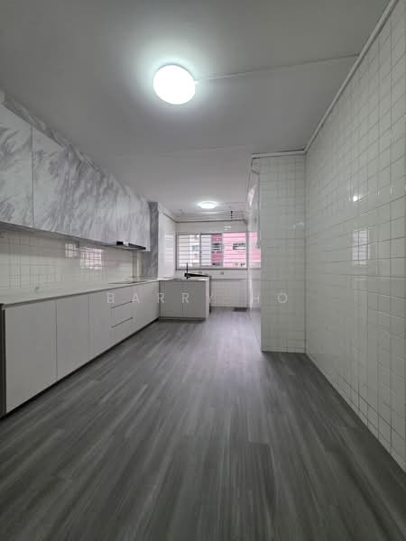 660 Hougang Avenue 8, 660 Hougang Avenue 8, Room Rental, 130 sqft, HDB Flat For Rent, by Barry Ho, 500160235 - Kitchen - PropertyGuru.com.sg