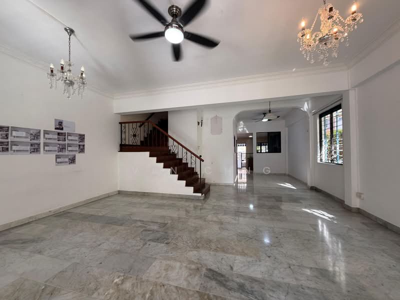 ⭐️⭐️LANDED7772@ Freehold End Terrace Walk to Amenities Quiet and Convenient 1km Tao Nan, Katong, 4 Bedrooms, 2,000 sqft, Corner Terrace For Sale, by Ivan Chng, 500160238 - Living Room - PropertyGuru.com.sg