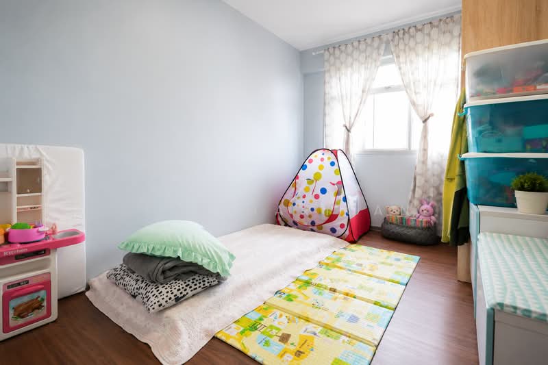 121C Canberra Street, 121C Canberra Street, 3 Bedrooms, 1,001 sqft, HDB Flat For Sale, by Shah Marican, 500160245 - Bedroom - PropertyGuru.com.sg