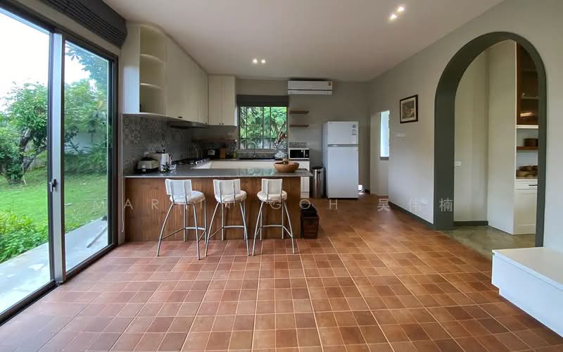 Live, Enhance or Rebuild 🌟Hilltop, Lush Greenery 🌟 near NYPS, , 10+ Bedrooms, 4,000 sqft, Good Class Bungalow For Sale, by Martin Goh 吴伟楠, 500160252 - Kitchen - PropertyGuru.com.sg