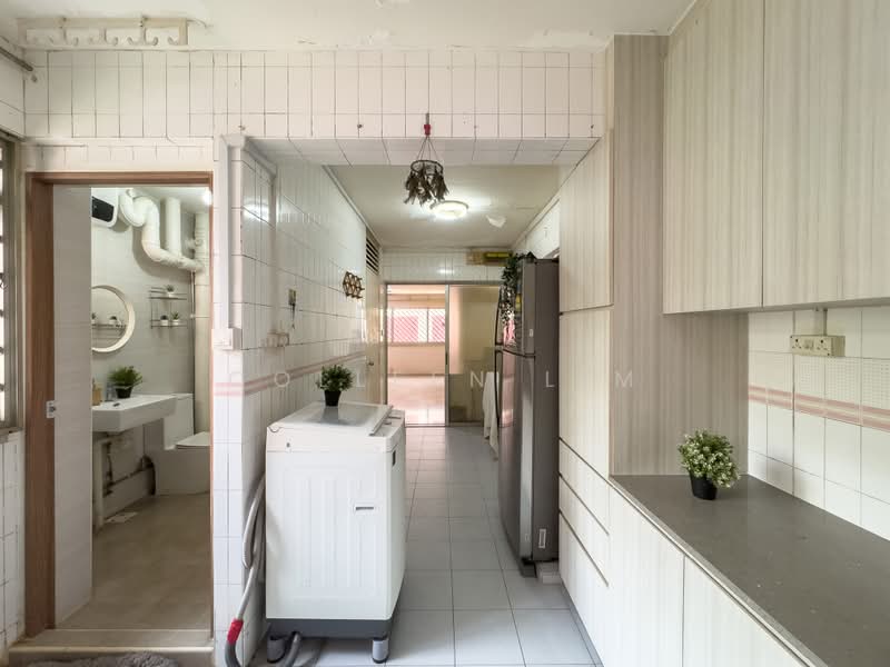 152 Yung Ho Road, 152 Yung Ho Road, 3 Bedrooms, 1,205 sqft, HDB Flat For Sale, by Colleen Lim, 500160255 - Bathroom - PropertyGuru.com.sg