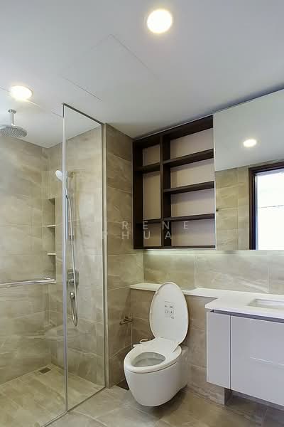 Lake Grande, 2 Jurong Lake Link, 2 Bedrooms, 861 sqft, Condominium For Sale, by Eirene Phua, 500160261 - Master Bathroom - PropertyGuru.com.sg