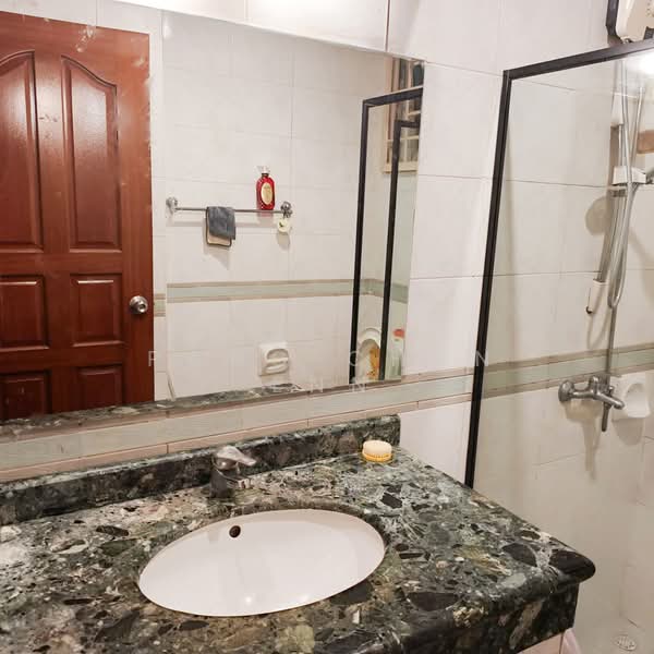 Northvale, 69 Choa Chu Kang Loop, Room Rental, 120 sqft, Condominium For Rent, by Pang Chun Enn, 500160263 - Bathroom - PropertyGuru.com.sg