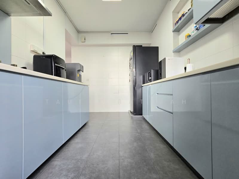 258B Punggol Field, 258B Punggol Field, 3 Bedrooms, 1,001 sqft, HDB Flat For Sale, by Taufik Batisah, 500160277 - Kitchen - PropertyGuru.com.sg