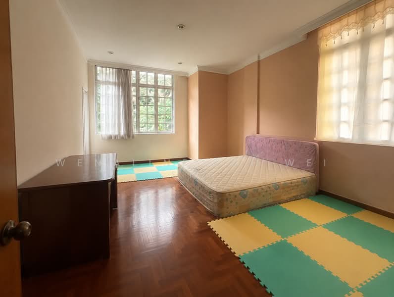 19A Cactus Crescent, Cactus Crescent, 5 Bedrooms, 3,000 sqft, Semi-Detached House For Rent, by Wenaline Toh Wei Shi, 500160279 - Bedroom - PropertyGuru.com.sg