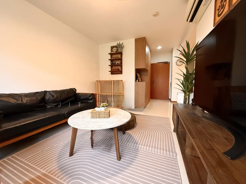 614A Tampines North Drive 1, 614A Tampines North Drive 1, 3 Bedrooms, 1,001 sqft, HDB Flat For Sale, by Jit Dhaliwal, 500160313 - Living Room - PropertyGuru.com.sg