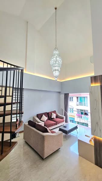 Reno, 2000+sf Condo, $1100psf, 5bed 3bath, 10min Yishun MRT, Northpoint ChongPang Sembawang Golf CC, , 5 Bedrooms, 2,056 sqft, Condominium For Sale, by Roy Low, 500160314 - Living Room - PropertyGuru.com.sg