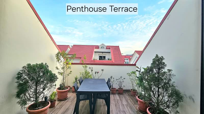 Reno, 2000+sf Condo, $1100psf, 5bed 3bath, 10min Yishun MRT, Northpoint ChongPang Sembawang Golf CC, , 5 Bedrooms, 2,056 sqft, Condominium For Sale, by Roy Low, 500160314 - Exterior - PropertyGuru.com.sg