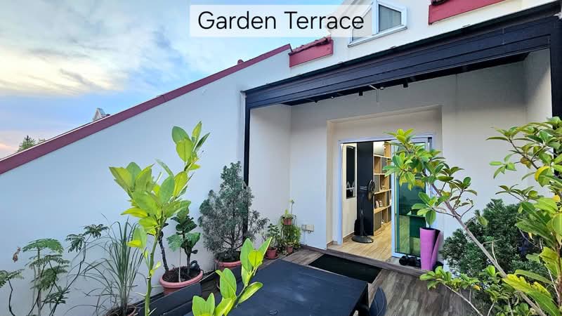 Reno, 2000+sf Condo, $1100psf, 5bed 3bath, 10min Yishun MRT, Northpoint ChongPang Sembawang Golf CC, , 5 Bedrooms, 2,056 sqft, Condominium For Sale, by Roy Low, 500160314 - Garden - PropertyGuru.com.sg