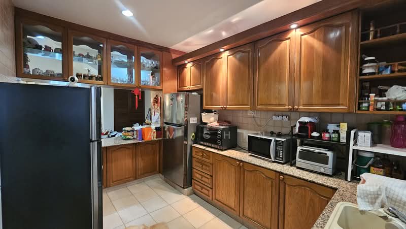 Mayflower Gardens, Mayflower Drive, 4 Bedrooms, 2,010 sqft, Terraced House For Sale, by Sam Chin, 500160316 - PropertyGuru.com.sg