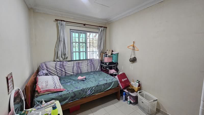 Mayflower Gardens, Mayflower Drive, 4 Bedrooms, 2,010 sqft, Terraced House For Sale, by Sam Chin, 500160316 - PropertyGuru.com.sg