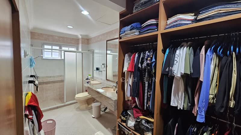 Mayflower Gardens, Mayflower Drive, 4 Bedrooms, 2,010 sqft, Terraced House For Sale, by Sam Chin, 500160316 - PropertyGuru.com.sg