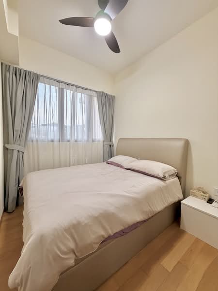 The Gazania, 11 How Sun Drive, 2 Bedrooms, 700 sqft, Condominium For Sale, by TT Lum, 500160319 - Bedroom - PropertyGuru.com.sg