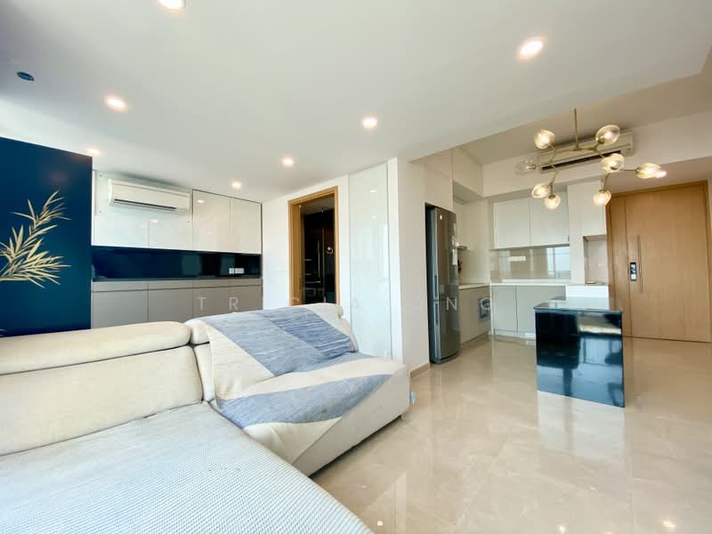 The Glades, 20 Bedok Rise, 1 Bedroom, 710 sqft, Condominium For Rent, by Tricia Ong, 500160324 - Living Room - PropertyGuru.com.sg