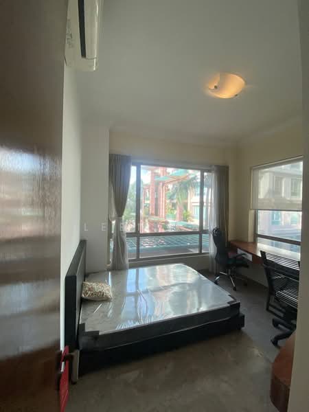 Maple Woods, 991 Bukit Timah Road, Room Rental, 100 sqft, Condominium For Rent, by Leen Yap, 500160330 - Bedroom - PropertyGuru.com.sg