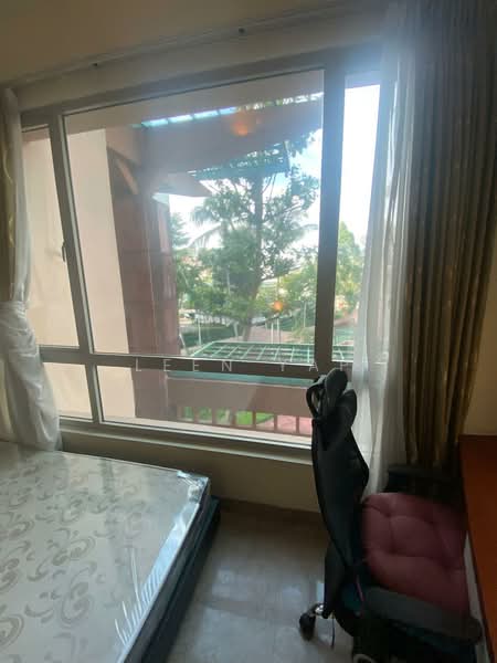 Maple Woods, 991 Bukit Timah Road, Room Rental, 100 sqft, Condominium For Rent, by Leen Yap, 500160330 - Bedroom - PropertyGuru.com.sg