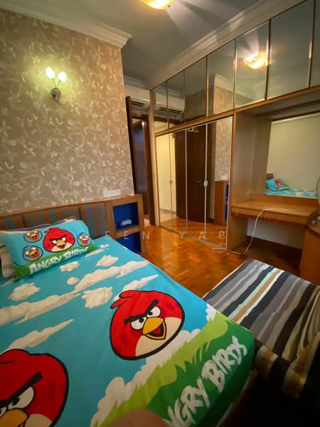 Maple Woods, 991 Bukit Timah Road, Room Rental, 100 sqft, Condominium For Rent, by Leen Yap, 500160330 - Bedroom - PropertyGuru.com.sg