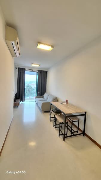 iSuites @ Palm, 24 GLASGOW ROAD, 2 Bedrooms, 635 sqft, Condominium For Rent, by Jessie Lee, 500160332 - Living Room - PropertyGuru.com.sg